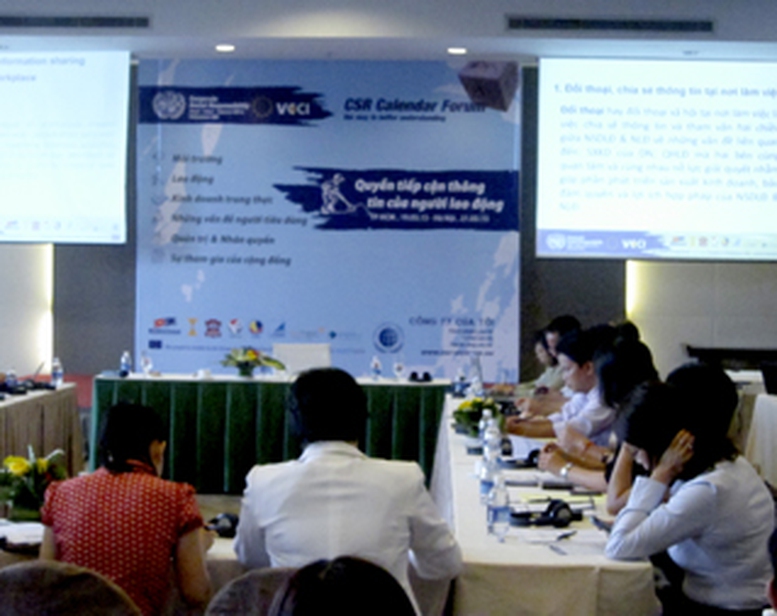 Tăng quyền tiếp cận thông tin cho người lao động